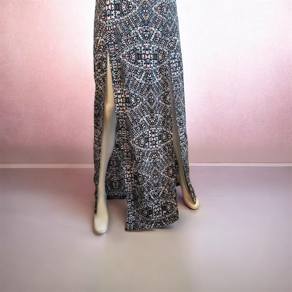 Kendall & Kylie Black and White Geometric Maxi Skirt